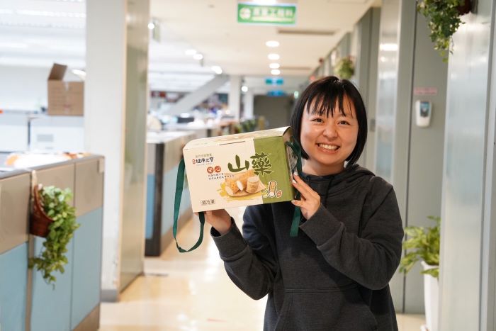 新北好味迎新年 冬季進補吃山藥正當時 4 《圖說》歲末隆冬之際正是保養身體與儲備來年元氣的最佳時機,如欲購買山藥禮盒可洽產區農會。〈農業局提供〉