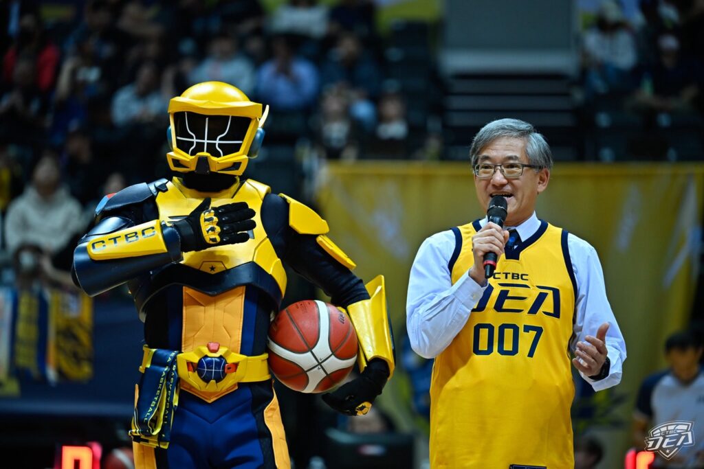 法務部調查局陳白立局長開球 盼全民提高警覺 化身「打詐.反毒」達人 5 S 8470673 1024x683 2