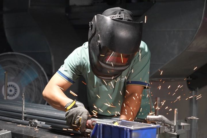 云風實業更跨足鋰電池、儲能與電動車滅火系統等新興領域。圖/云風實業提供