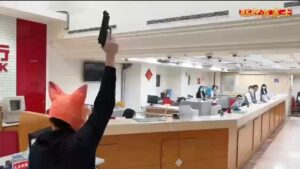 萬華警銀聯手防搶演練 用幽默提升金融機構防搶意識 8 MEITU 20260203 102344840 300x169 1