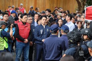 %E4%B8%80 26 300x200 2