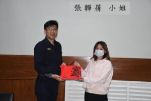 中正一警銀聯手數位防詐 守護民眾平安過好年 30 %E4%BA%8C 28 300x200 1