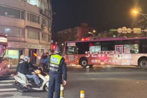 文山二警全力守護春節路網 4大熱點加強疏導 伴您平安返鄉迎新年 30 MEITU 20260211 090843132 300x200 1
