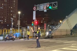 文山二警全力守護春節路網 4大熱點加強疏導 伴您平安返鄉迎新年 32 MEITU 20260211 090956482 300x200 1
