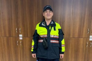 德國華僑領鈔近百萬投入餐飲事業 暖警護鈔守護安全 20 %E8%98%87%E5%8B%B3%E9%8C%84 300x200 1