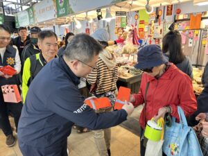 %E4%B8%89 32 300x225 1