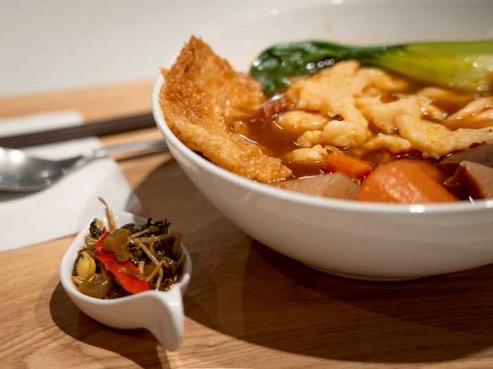 宗博館《僧人眼中的梵蒂岡》攝影展 50幅影像跨越宗教疆界 8 《圖說》「方寸之間」推出春分節氣的當季素食餐點。〈宗博館提供〉