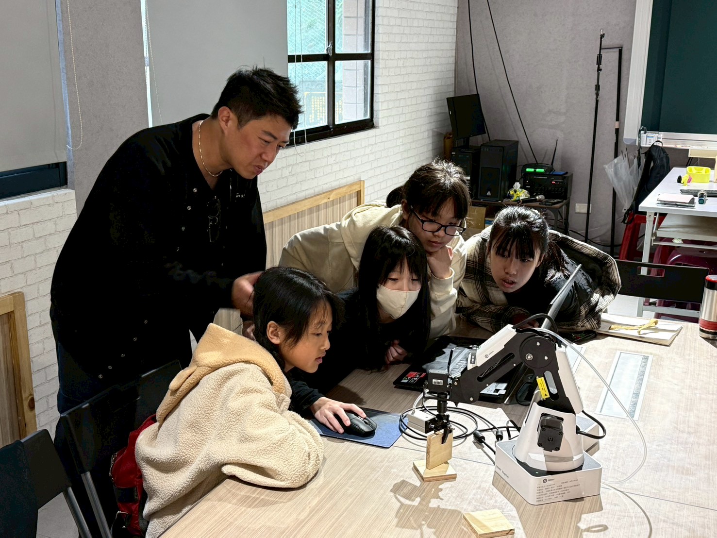 LINE ALBUM 1150305%E4%BA%8C%E4%BF%A1%E9%AB%94%E9%A9%97 260306 2