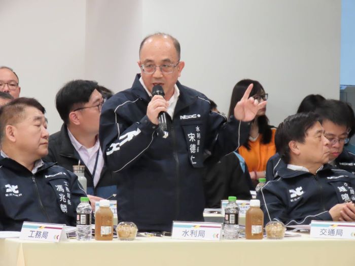 《圖說》水利局長宋德仁回應地方需求解決辦法。〈民政局提供〉