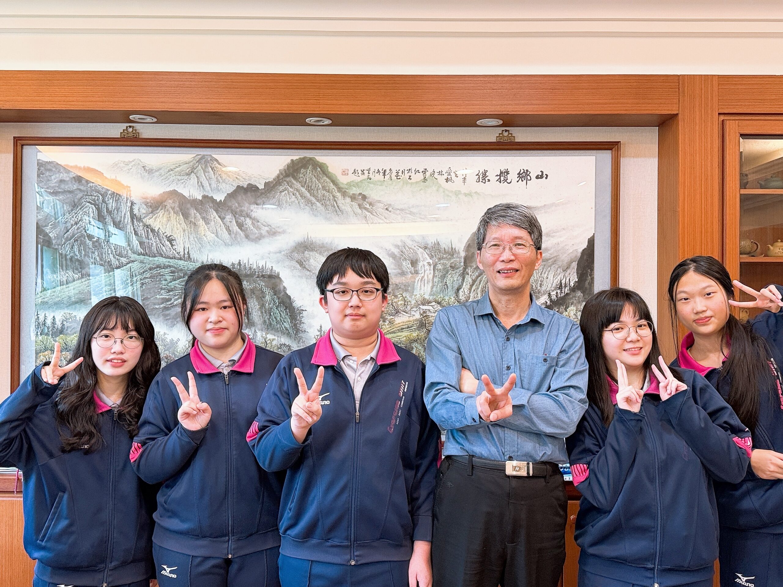 70251819 7C1C 4B43 A50D 7F53D67CF0D8 scaled