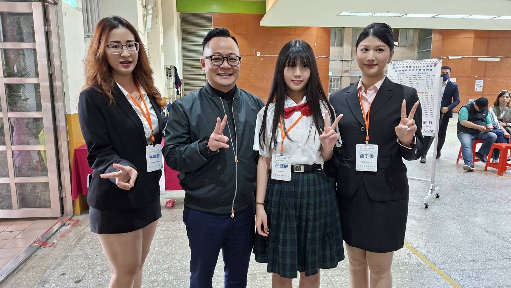 二信高中青年發光 校長親臨頒獎分享榮耀 12 1533687