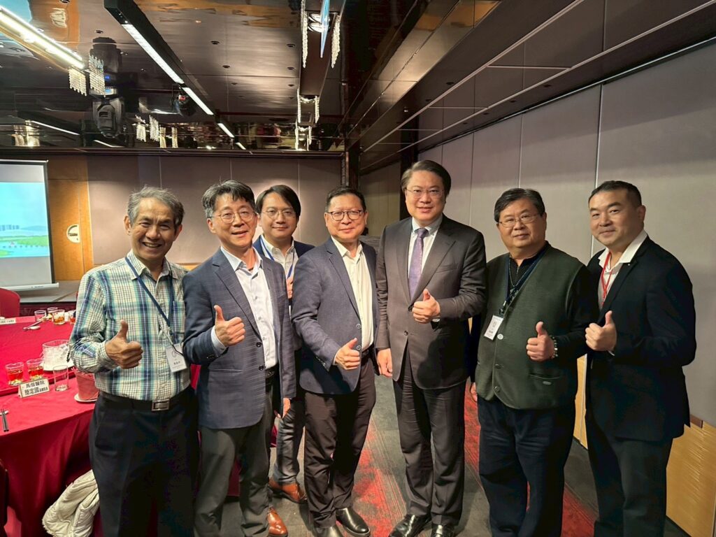 淨零轉型建築先行 林右昌:提升國際綠色競爭力! 台北市建築交集會三月例會 聚焦低碳設計、碳管理政策 產官學熱烈交流 11 S 623534189 1024x768 1