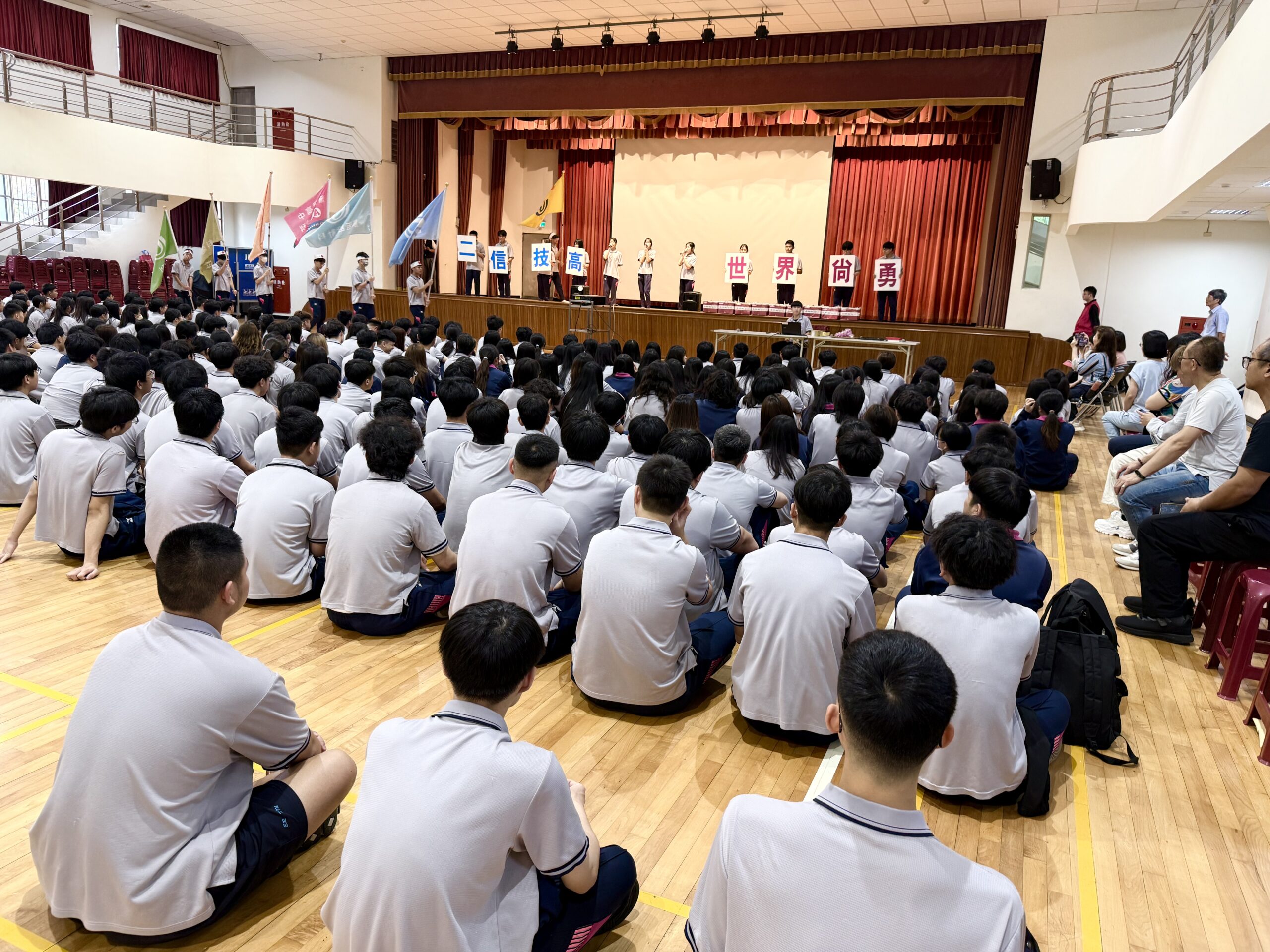 3898B0F2 F4DF 4370 9503 8B14579ACF76 scaled