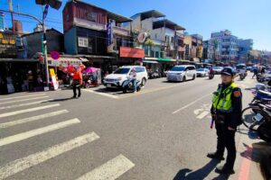 %E4%BA%8C 42 300x200 1