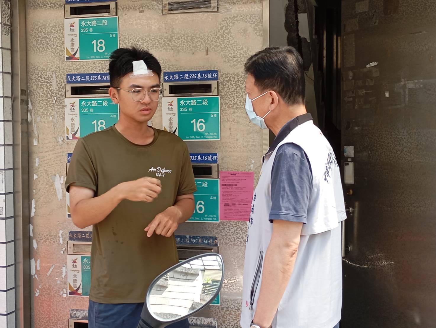 陸軍戴姓下士因公受傷 台南軍服站暖心探視慰問 4 2 0 1