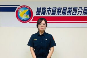 老翁外出迷途徘徊超商 暖警細心協助平安返家 3 MEITU 20260527 121813638 300x200 1
