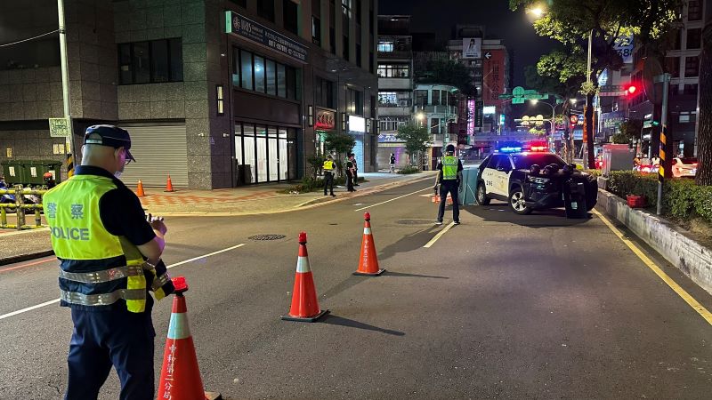 《圖說》中和分局長陳宇桓強調，將持續強化執法能量，遏止非法改裝噪音車輛危害交通安全與擾亂社區安寧，守護市民生活品質。〈中和分局提供〉