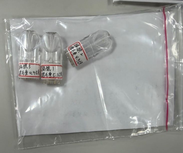 《圖說》查扣徐男證物。〈新莊分局提供〉